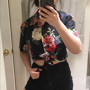 ❌SOLD❌Silk button up